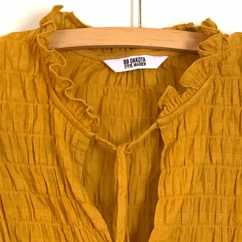 Steve Madden Flutter Sleeve Blouse
